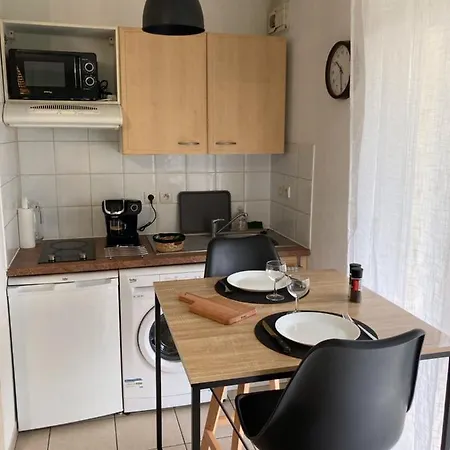 Apartamento Studio Calme Et Securise Avec Piscine • Wifi